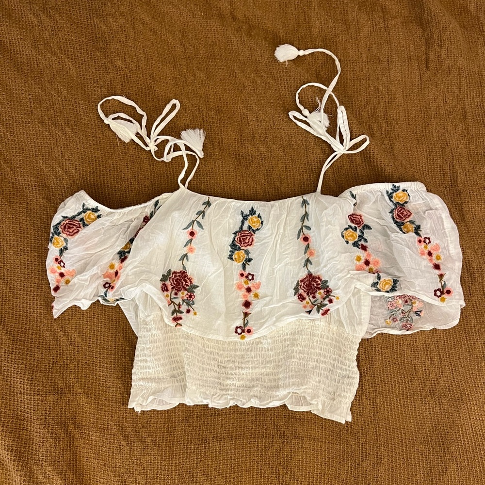 Embroidered crop top